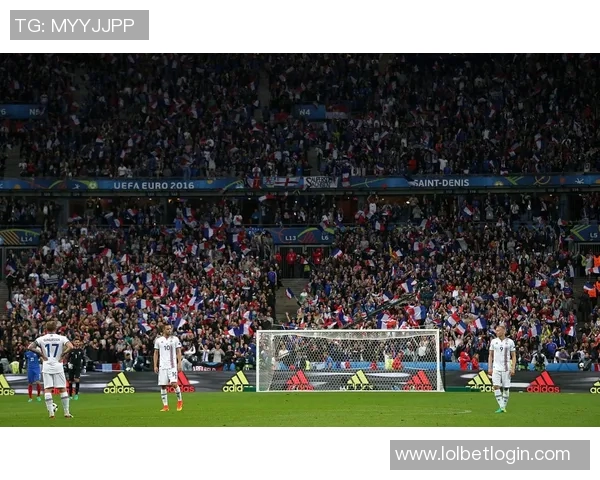 国王杯经典对决皇马逆转巴萨6-2绝杀瞬间战术解析