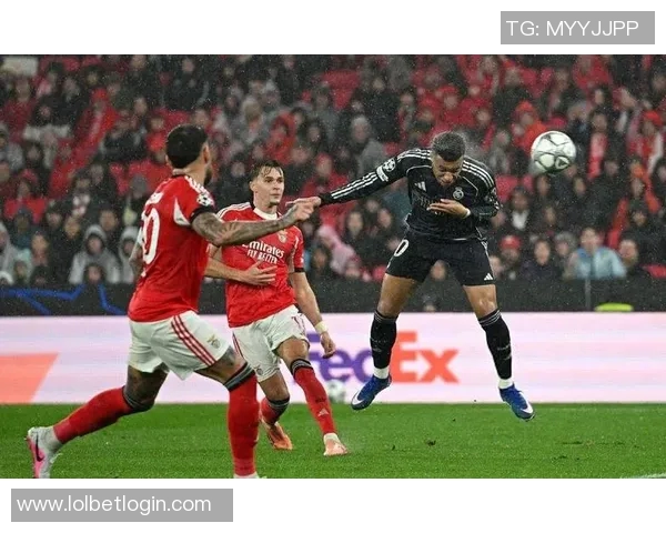 欧冠激战皇马险胜利物浦红牌争议引发全场热议