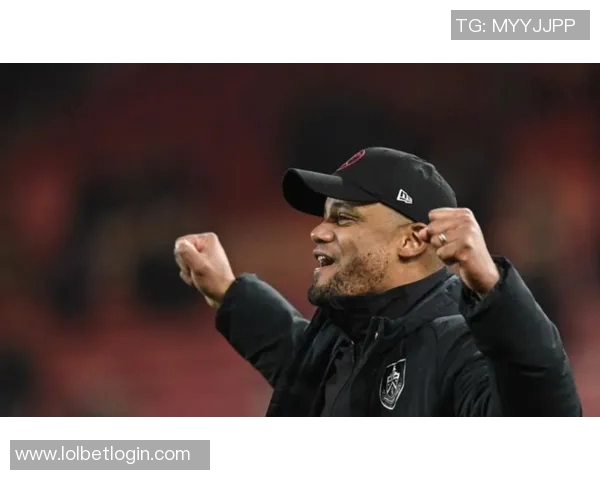 西甲激战那不勒斯与拜仁互交白卷红牌事件引发全场热议与战术分析